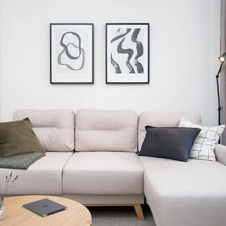 Διαμέρισμα Days - One-bedroom With Netflix And Balcony In Vinohrady